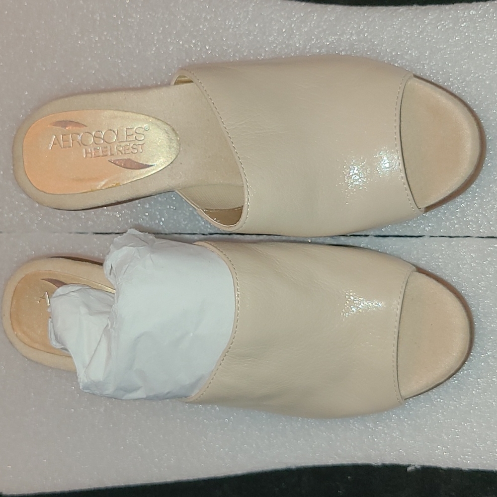 Aerosoles Brilliance HeelRest